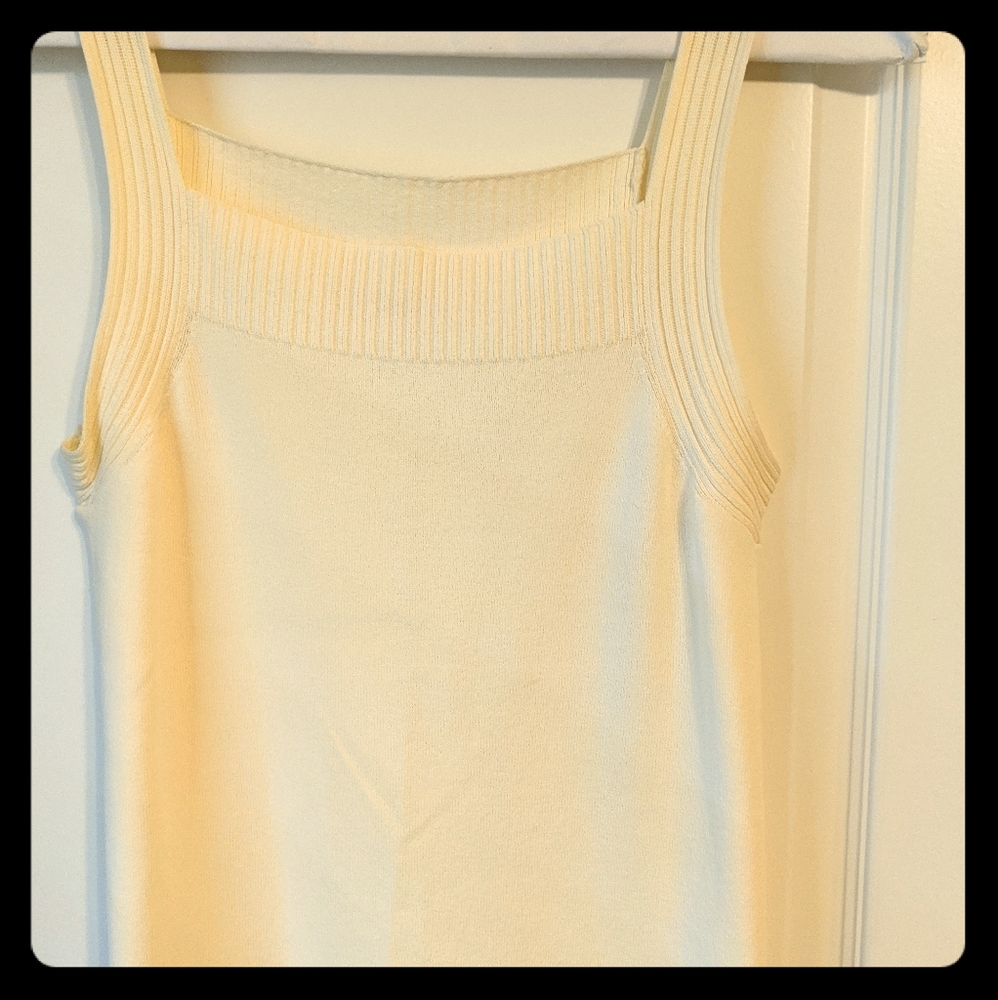 Light weight tank top